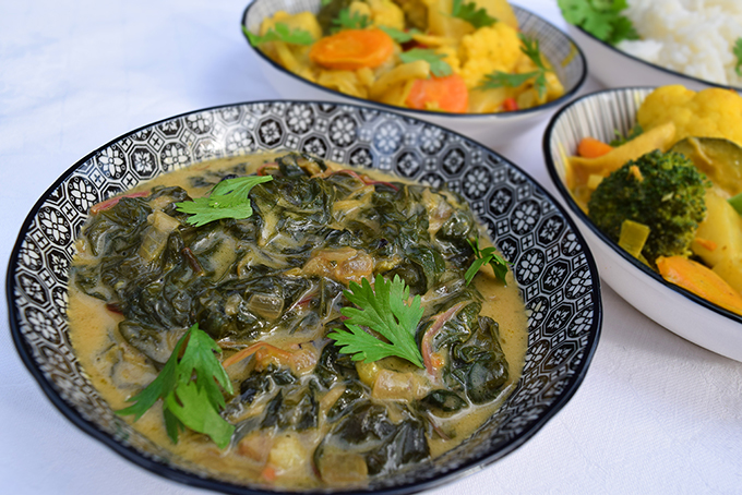 Gemüsecurry Mangold in Schälchen