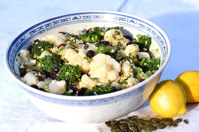 Brokkoli- Blumenkohlsalat