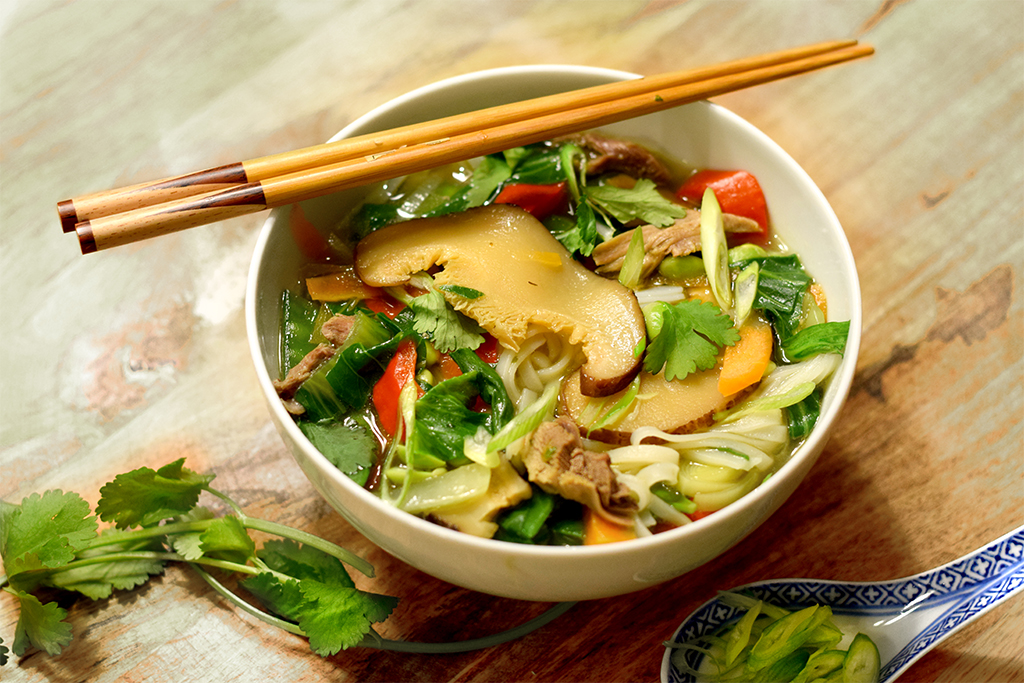Asiatische Nudelsuppe