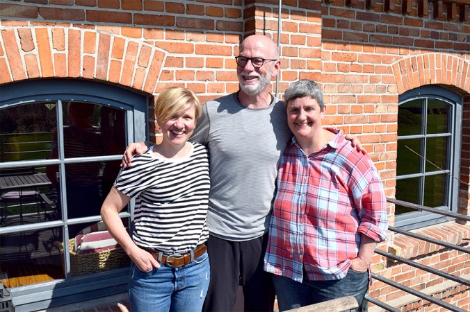 Yogalehrer und Köchin