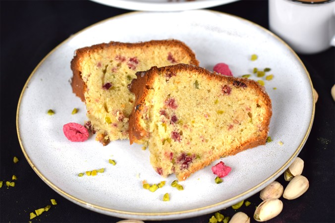 Zitronen-Pistazienkuchen